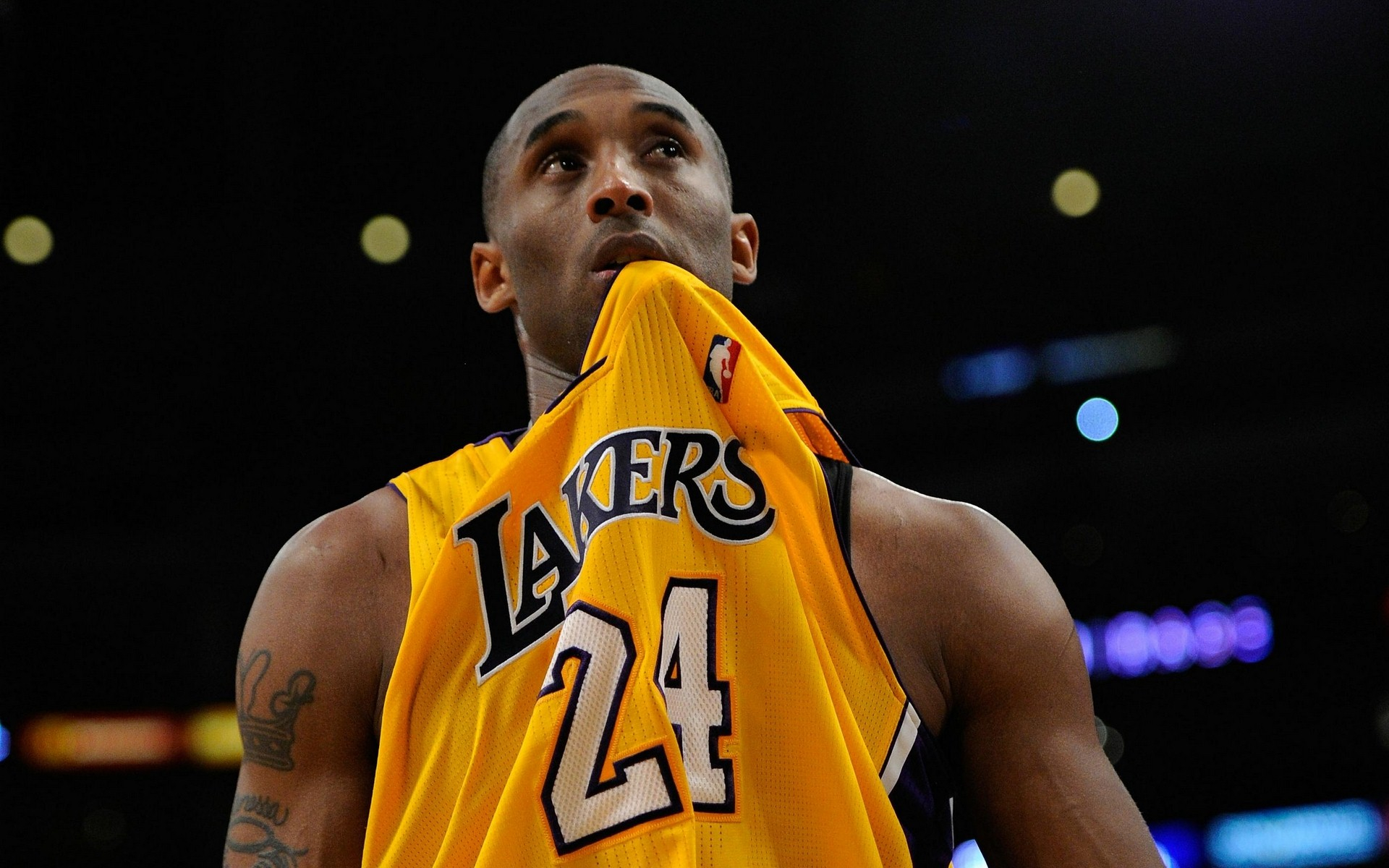 所未有的务 所未有的务