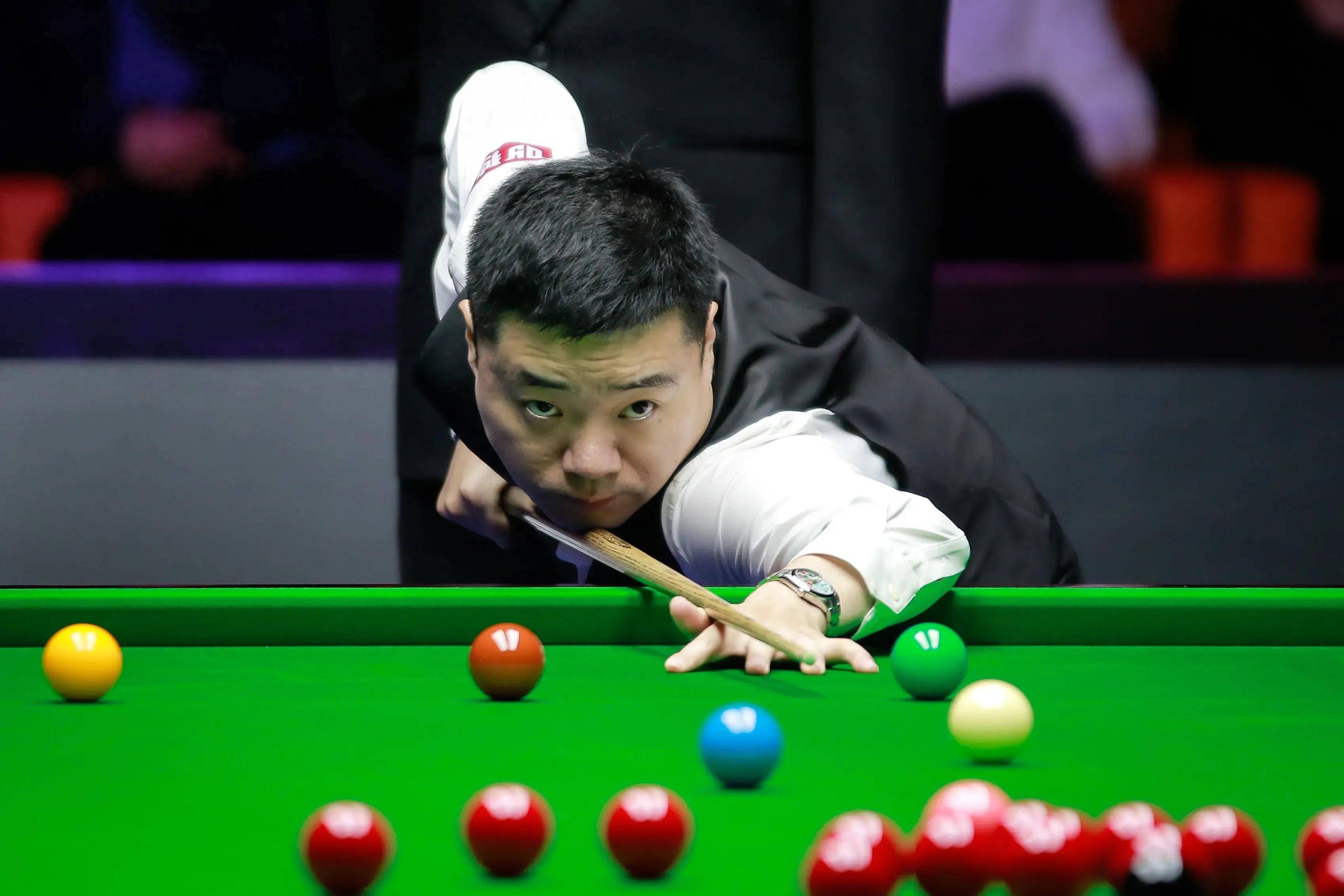 它并不荒诞 它并不荒诞